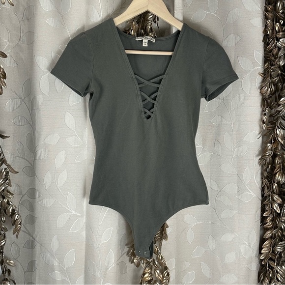 Express One Eleven Bodysuit | Women’s SP | Green | Deep V Crisscross Y2K - Picture 8 of 12